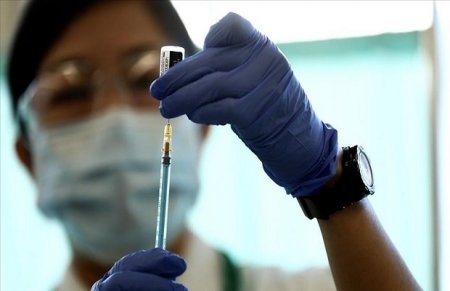Yaponiya "Moderna" vaksinlərini  geri yığır